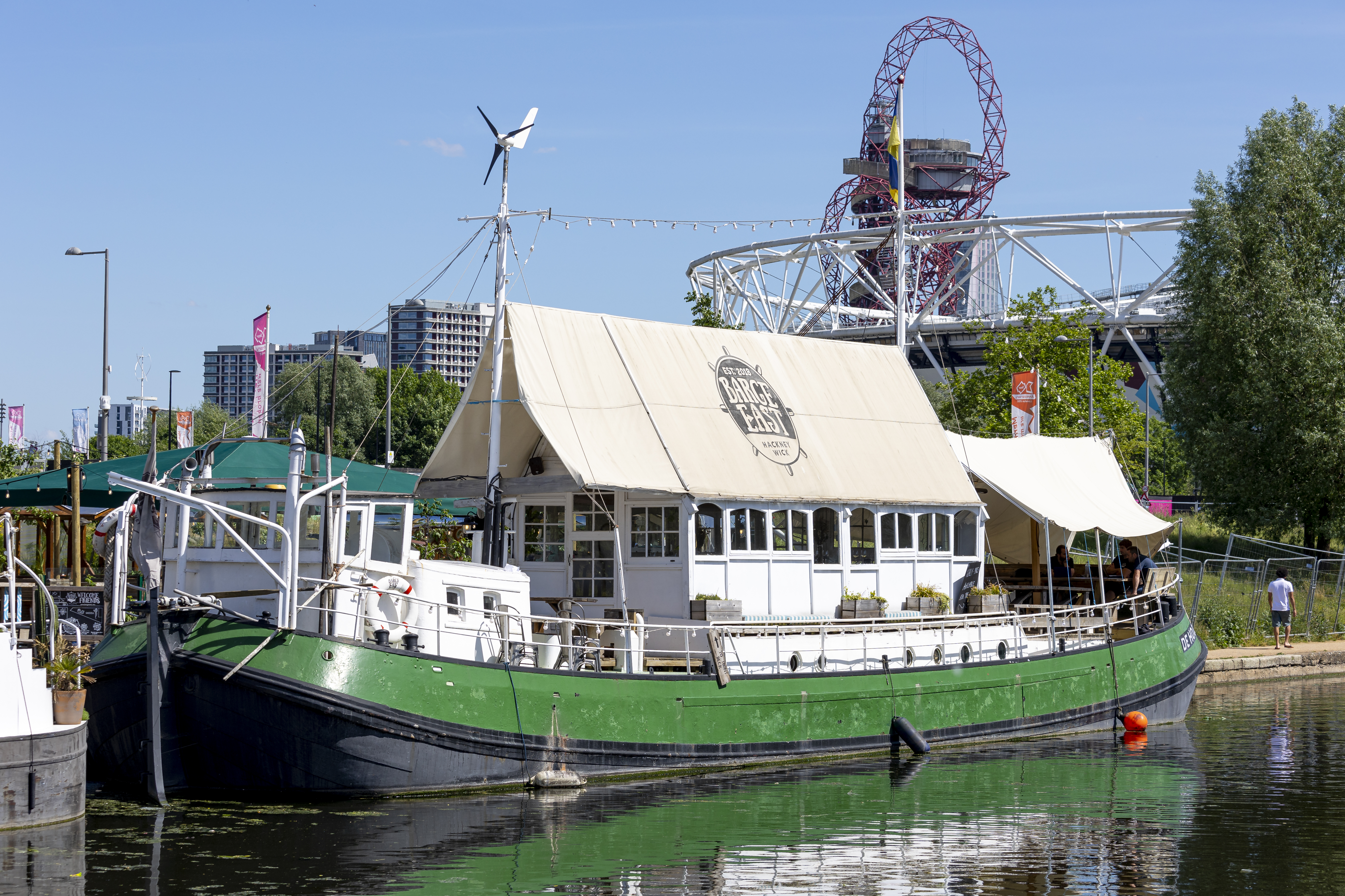 Boat exterior 1
