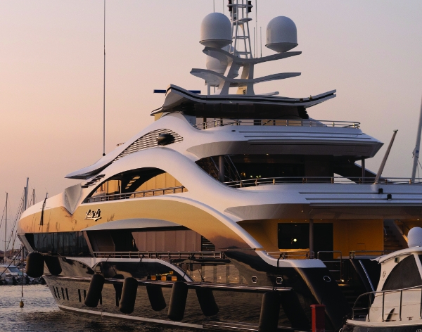 Super yacht